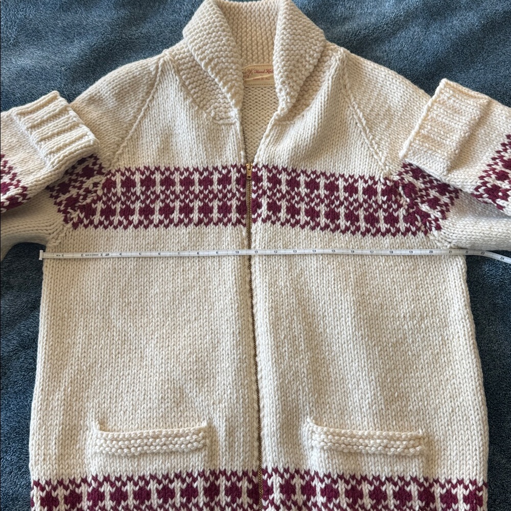 VTG Mary Maxim 1960s Handknit Cardigan - Picture 6 of 11